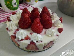 草莓芝士蛋糕(女神生日蛋糕图片2022款网红款)