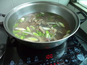 羊肉汤锅的做法-羊肉汤锅的做法以及配菜