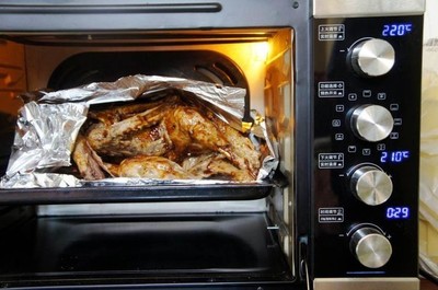 用烤箱烤鸡的制作方法,烤箱烤鸡的制作方法及步骤视频窍门