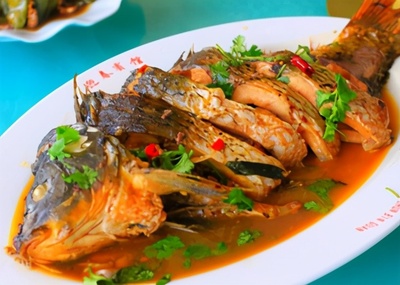 红烧鲤鱼怎么做好吃又简单家常的,红烧鲤鱼怎么做好吃又简单家常的菜
