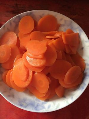 胡萝卜做法大全家常菜谱,胡萝卜丝怎样做好吃又简单