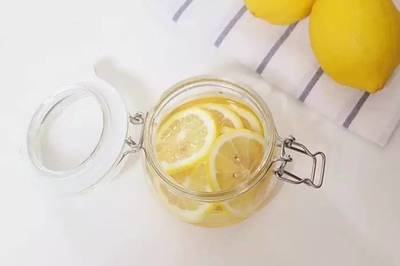 蜂蜜泡柠檬的正确泡法,蜂蜜泡柠檬片制作方法