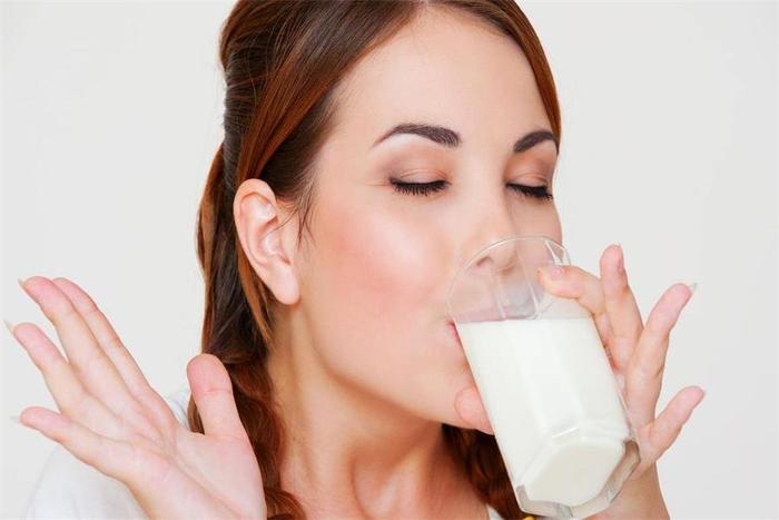 关于为什么中医建议不要喝牛奶的信息