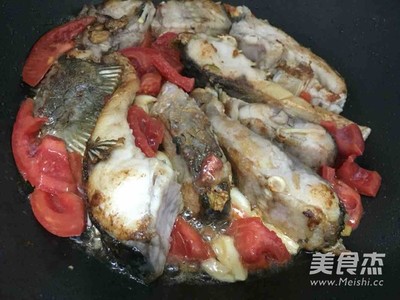 红烧草鱼怎么做好吃又简单,红烧草鱼怎么做好吃又简单的做法