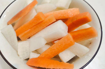 最简单腌酸萝卜的做法,自然发酵的酸萝卜做法