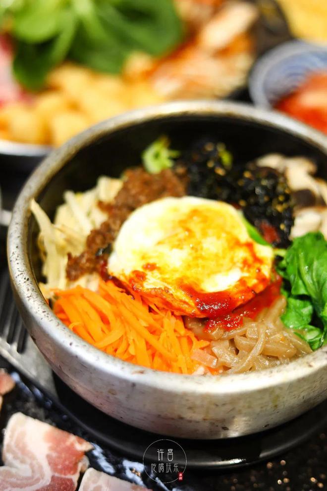 韩式烤肉拌饭,韩式烤肉拌饭的做法及配方窍门