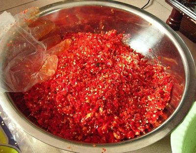 腌制辣椒的配方与做法,腌制辣椒的配方与做法视频教程