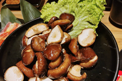 香菇和什么菜搭配最好,香菇和什么菜搭配最好包饺子